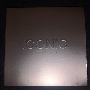 Day to Slay Eyeshadow Palette